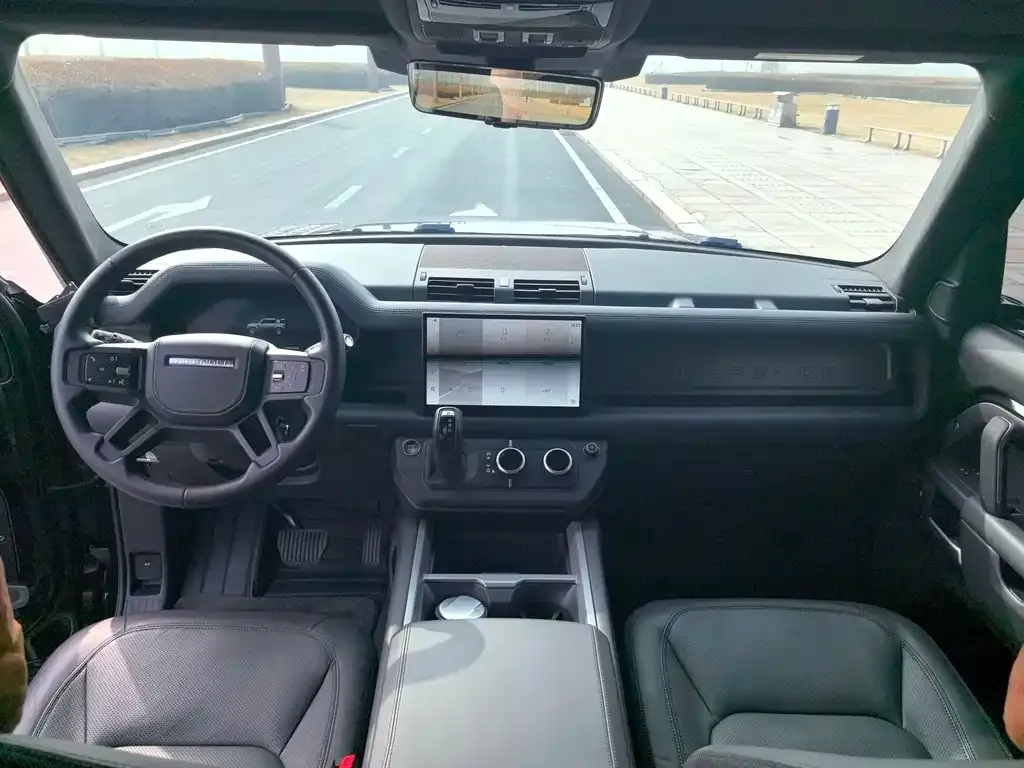 Land Rover Defender — фото 5