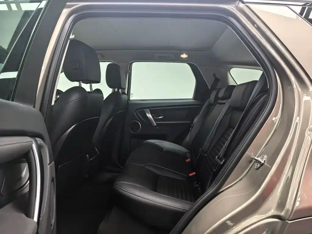 Land Rover Discovery Sport Hybrid 2024 из CN, фото 5