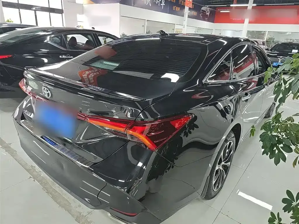 Toyota Avalon 2023 из CN, фото 5