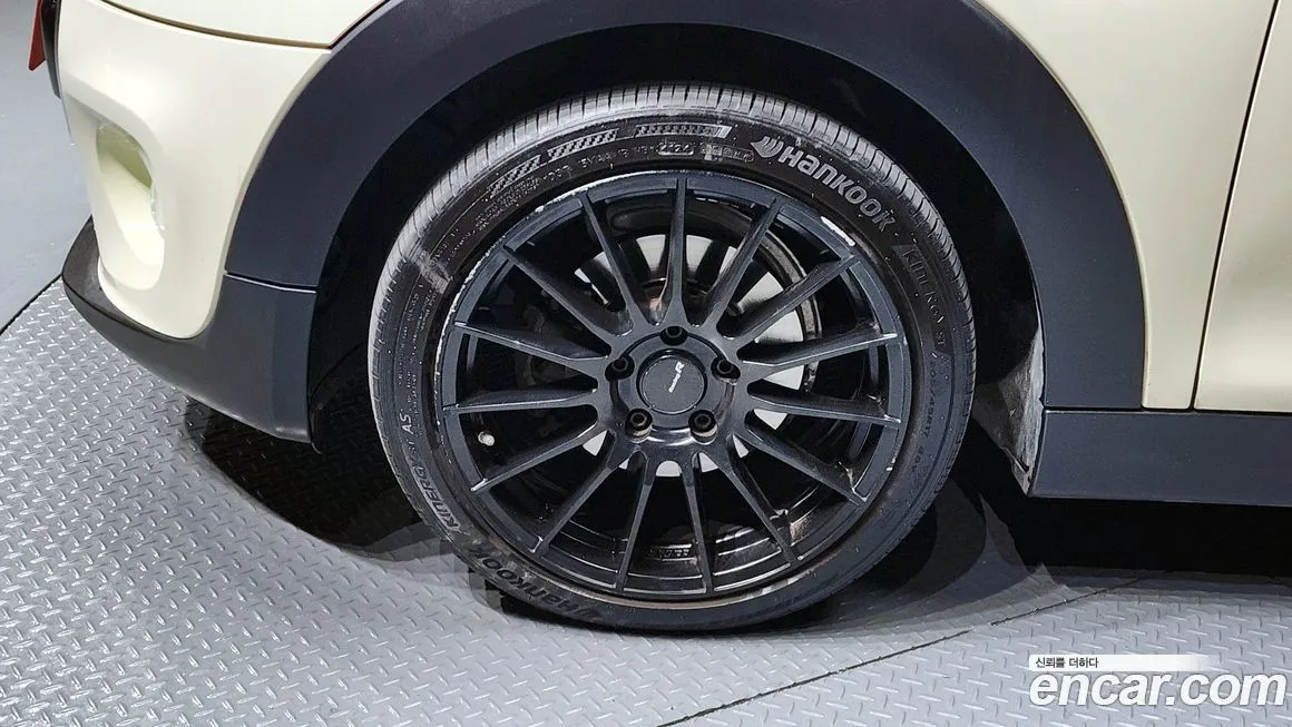 Mini Cooper 2021 из KR, фото 10