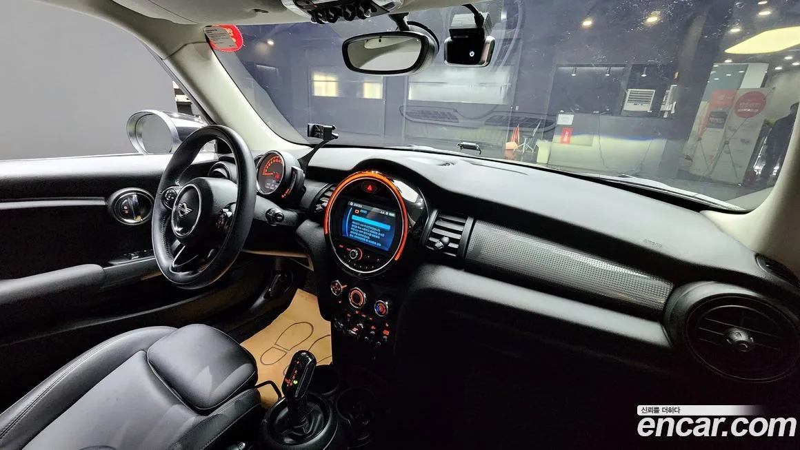 Mini Cooper 2021 из KR, фото 9