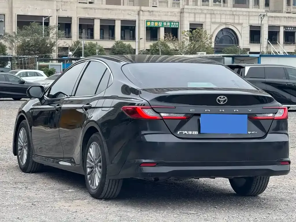 Toyota Camry 2025 из CN, фото 9