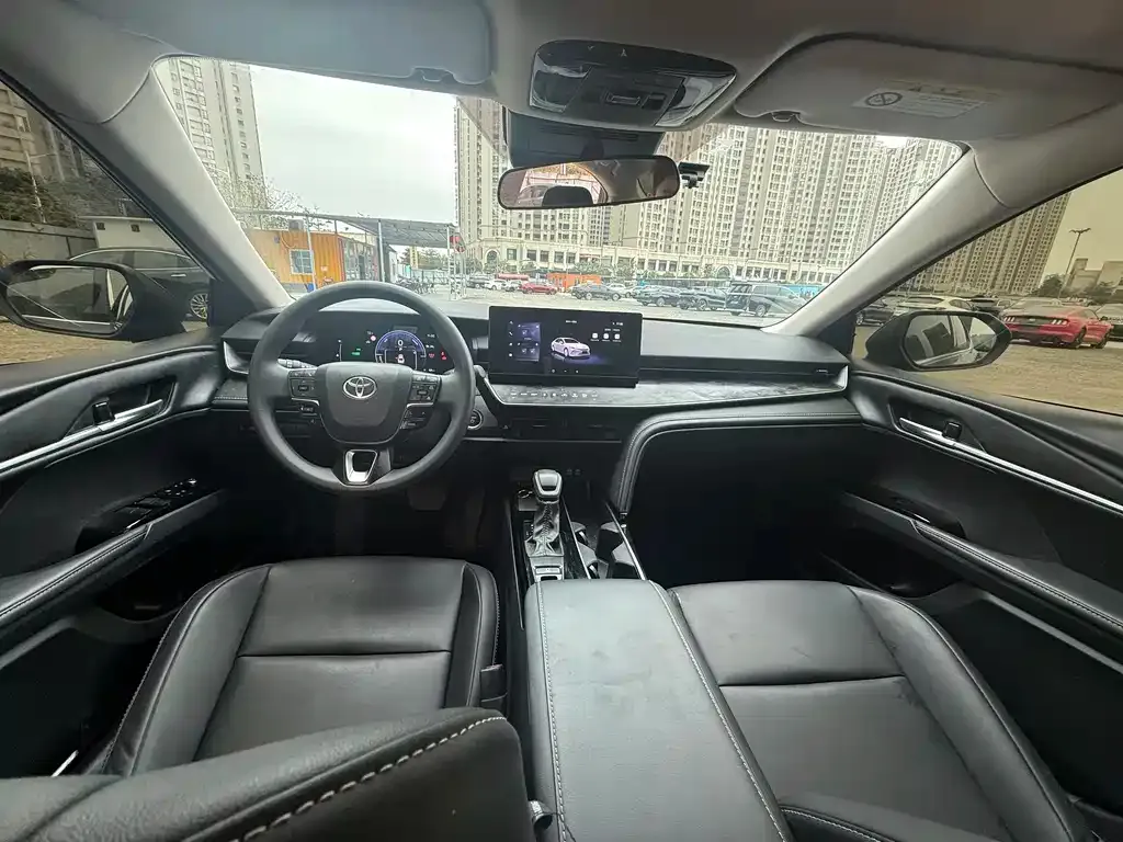 Toyota Camry 2025 из CN, фото 5