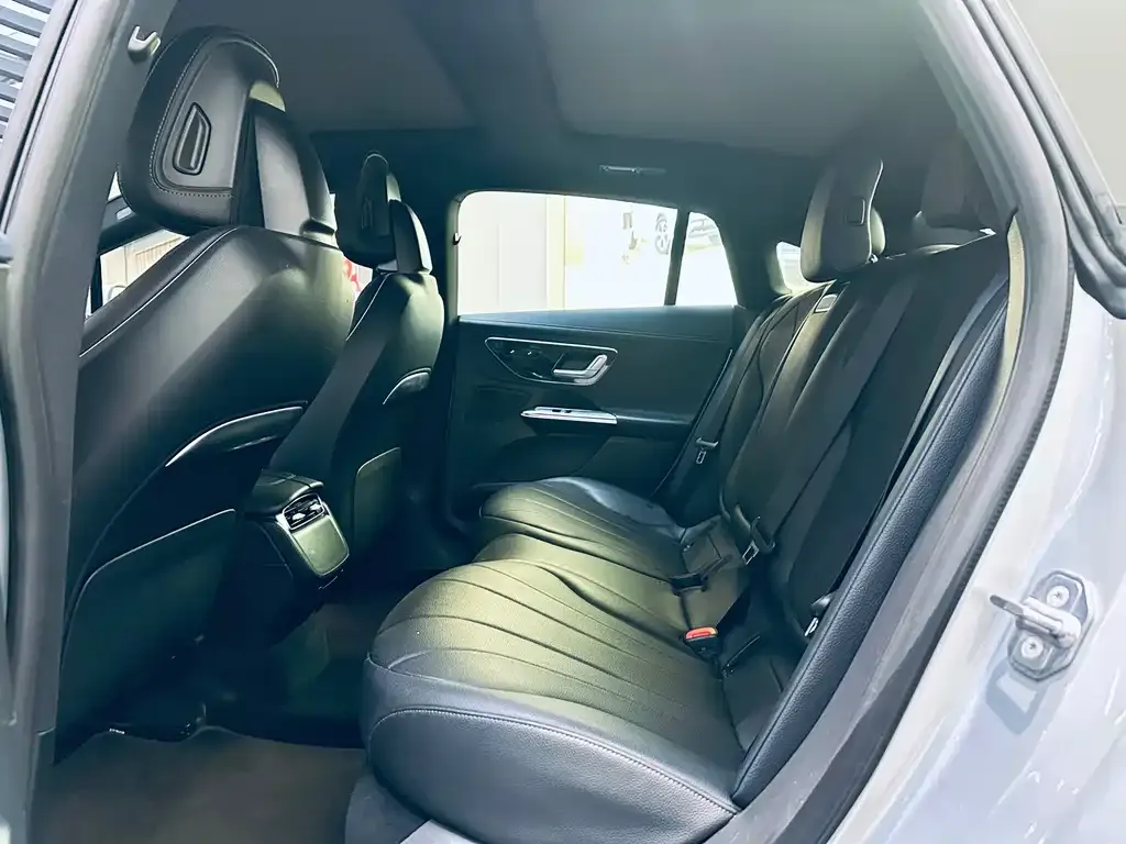 Mercedes-Benz EQE 2023 из CN, фото 10