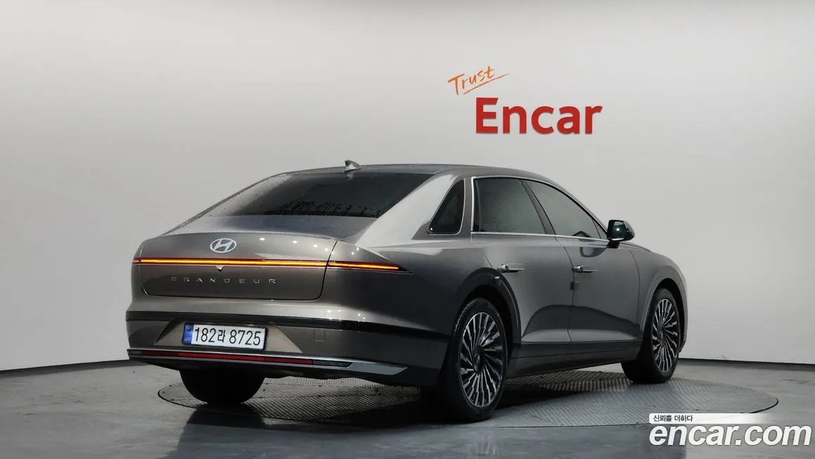 Hyundai Grandeur 2023 из KR, фото 6