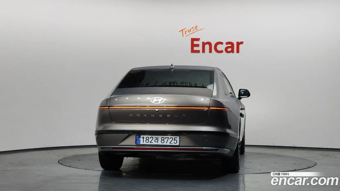 Hyundai Grandeur 2023 из KR, фото 8