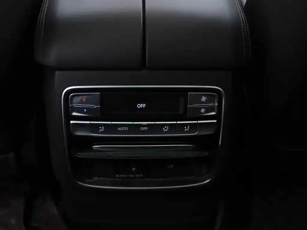 Roewe RX8 2021 из CN, фото 2
