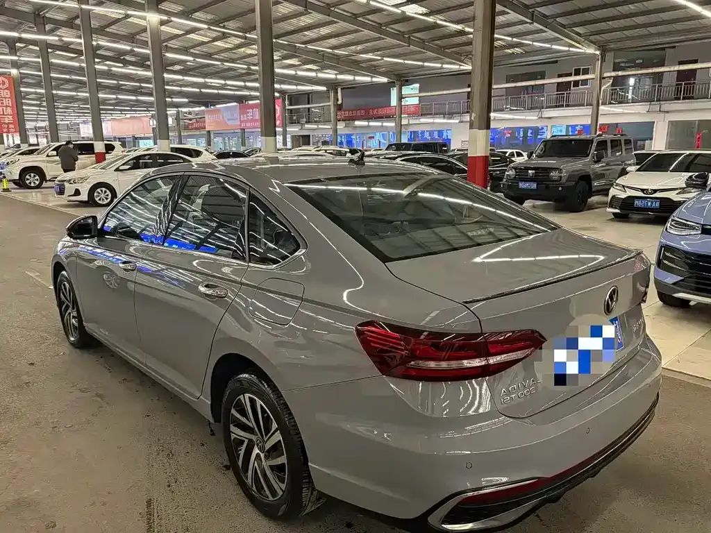 Volkswagen Lavida 2024 из CN, фото 9