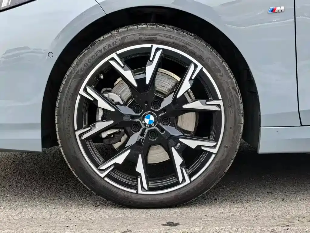 BMW 2 Series 2025 из CN, фото 7