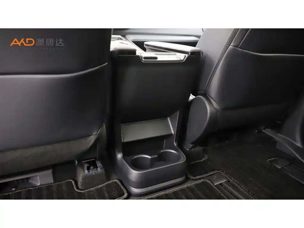 Toyota Granvia 2026 из CN, фото 9