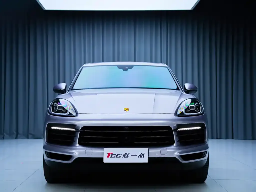 Porsche Cayenne — фото 6