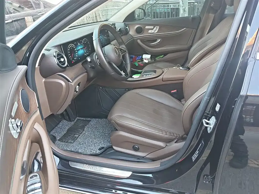 Mercedes-Benz E-Class 2023 из CN, фото 7