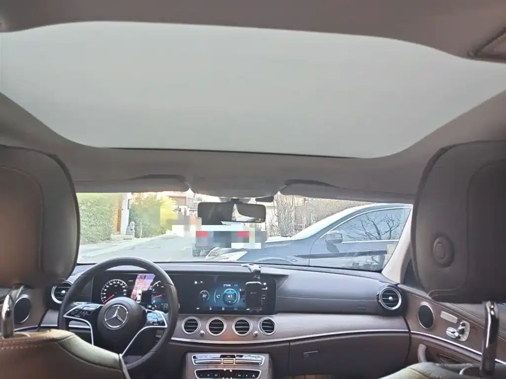 Mercedes-Benz E-Class 2023 из CN, фото 6