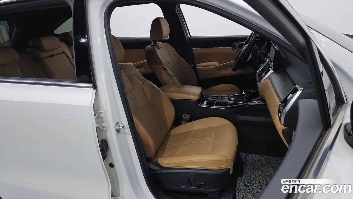 Kia Sorento — фото 6