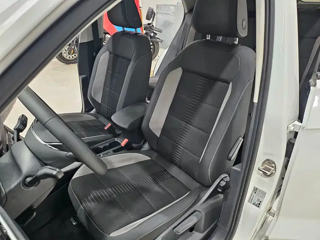 Volkswagen T-Roc 2022 из CN, фото 5