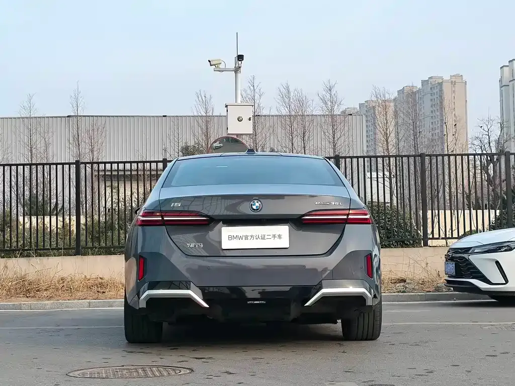 BMW i5 2024 из CN, фото 8