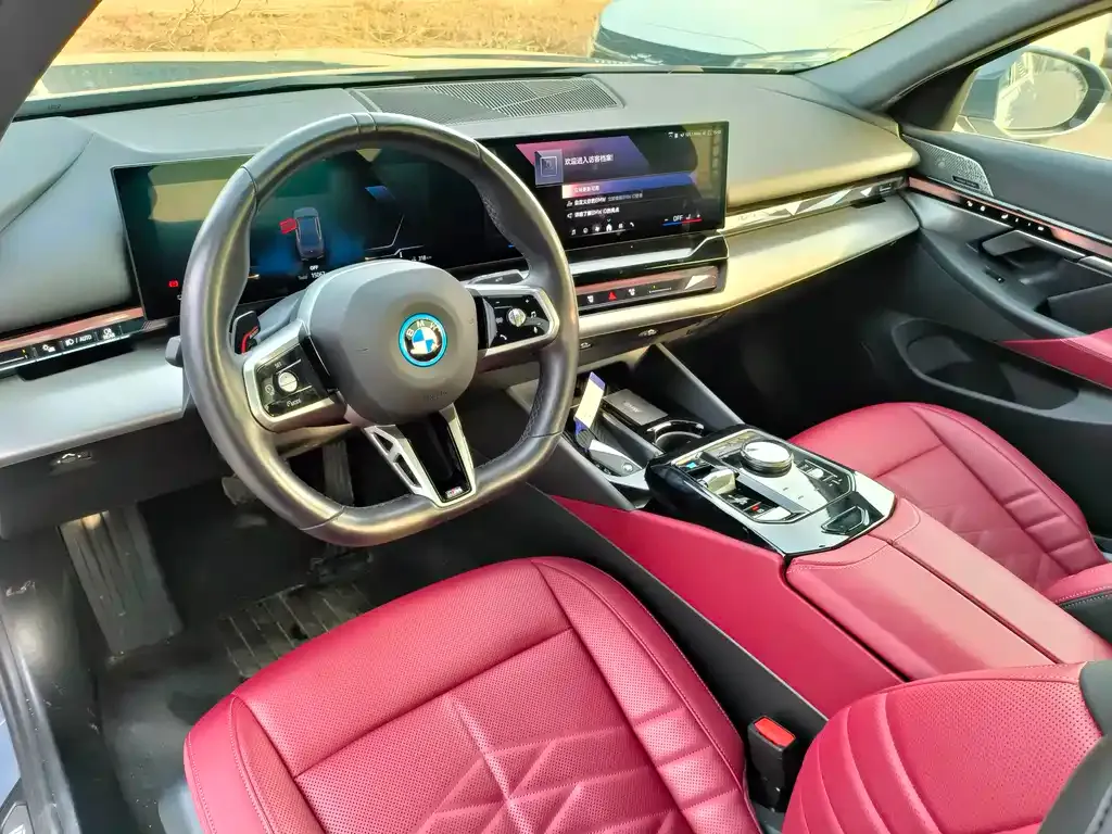 BMW i5 2024 из CN, фото 9