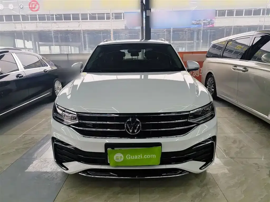 Volkswagen Tiguan L 2023 из CN, фото 4