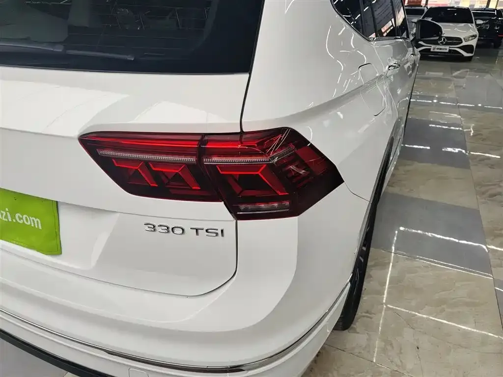 Volkswagen Tiguan L 2023 из CN, фото 9