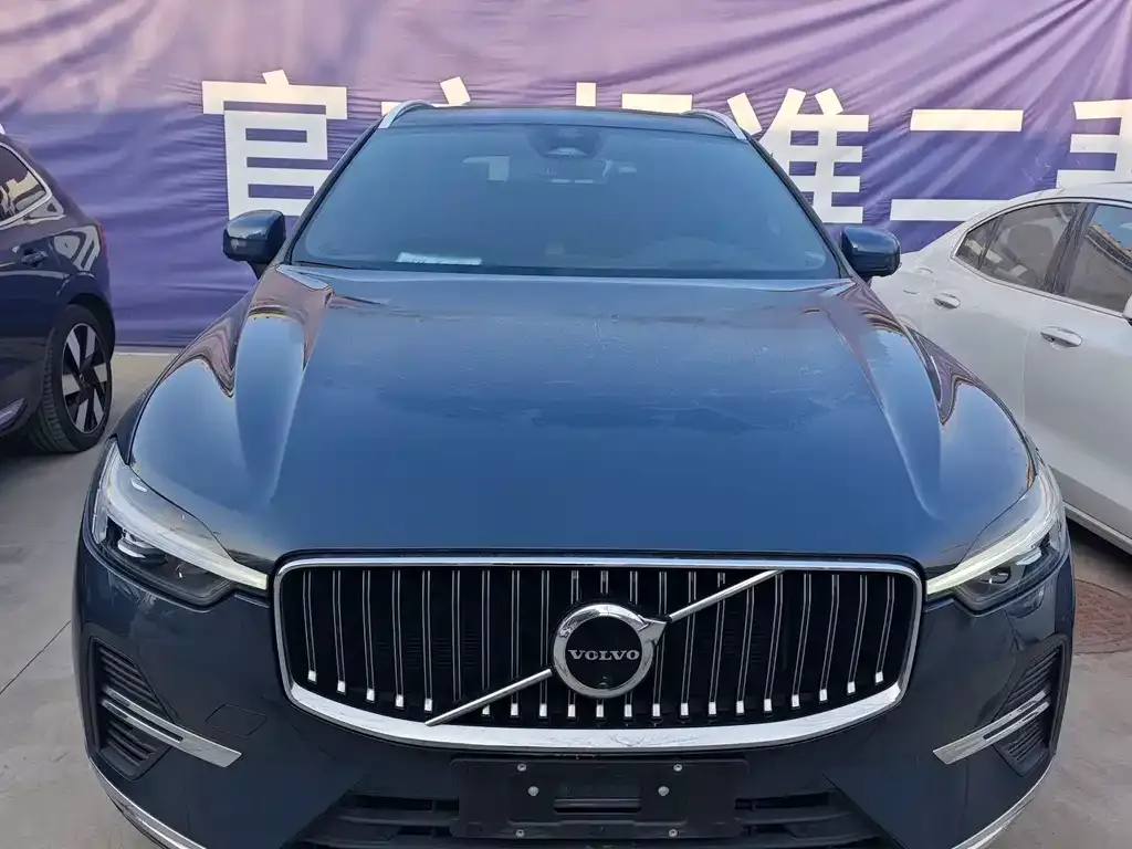 Volvo XC60 PHEV 2023 из CN, фото 4