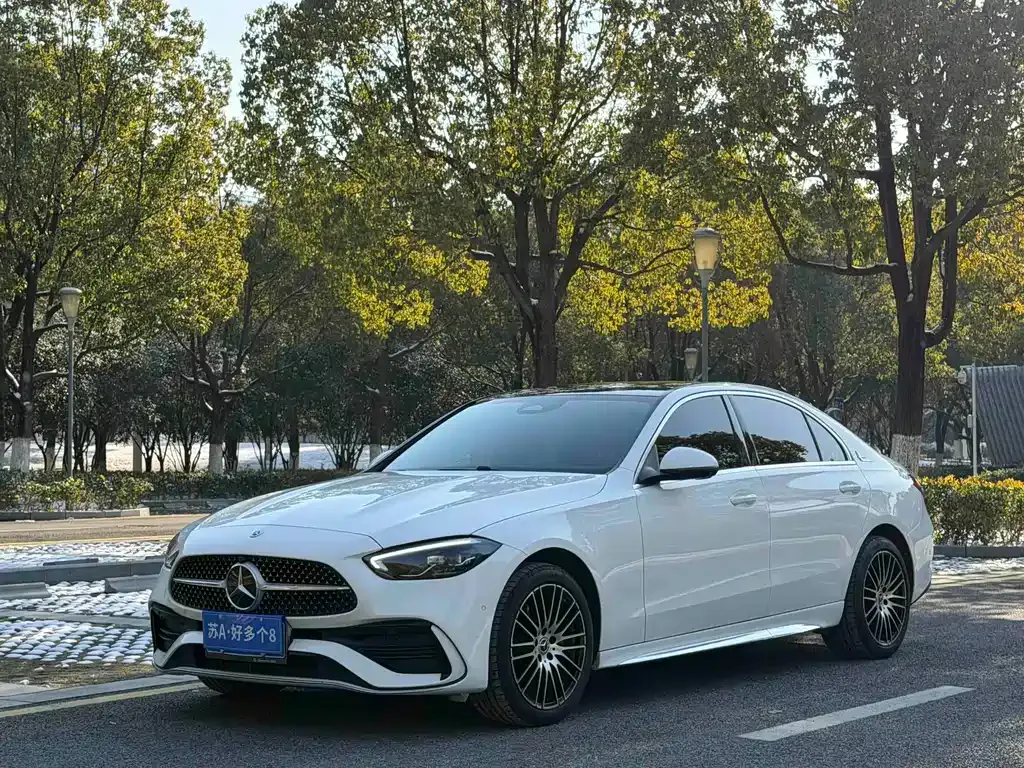 Mercedes-Benz C-Class — фото 1