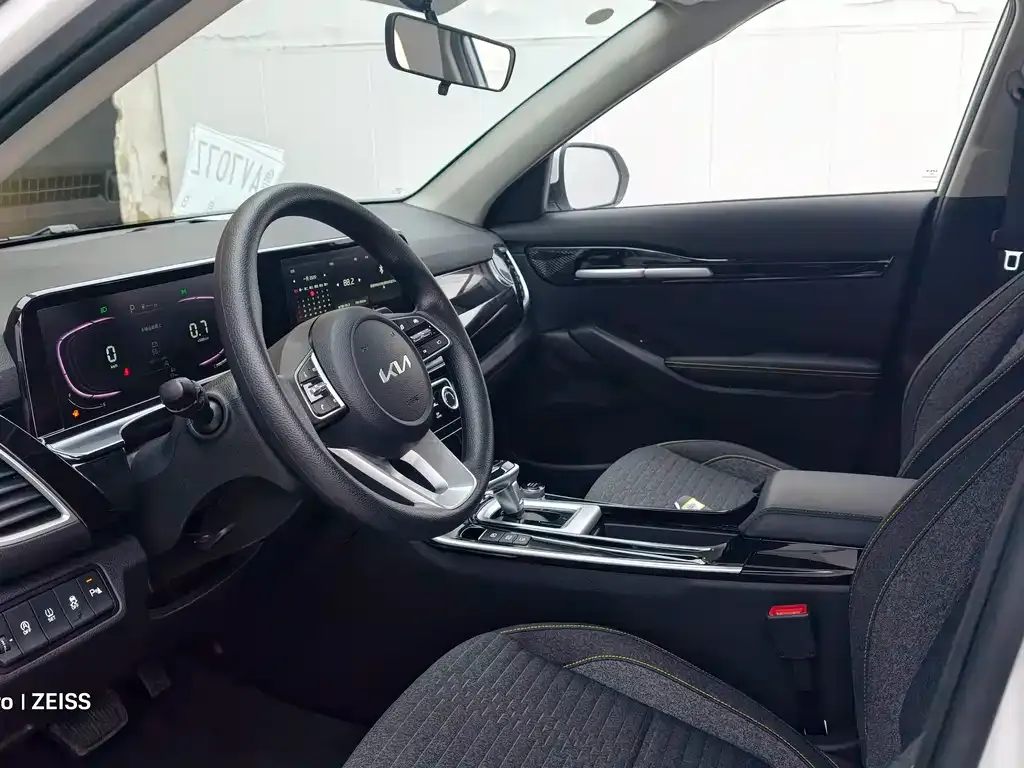Kia Seltos 2025 из CN, фото 7