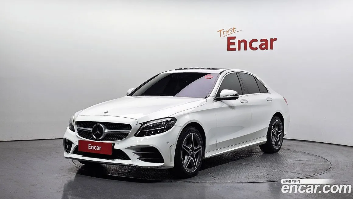 Mercedes-Benz C-Class — фото 1