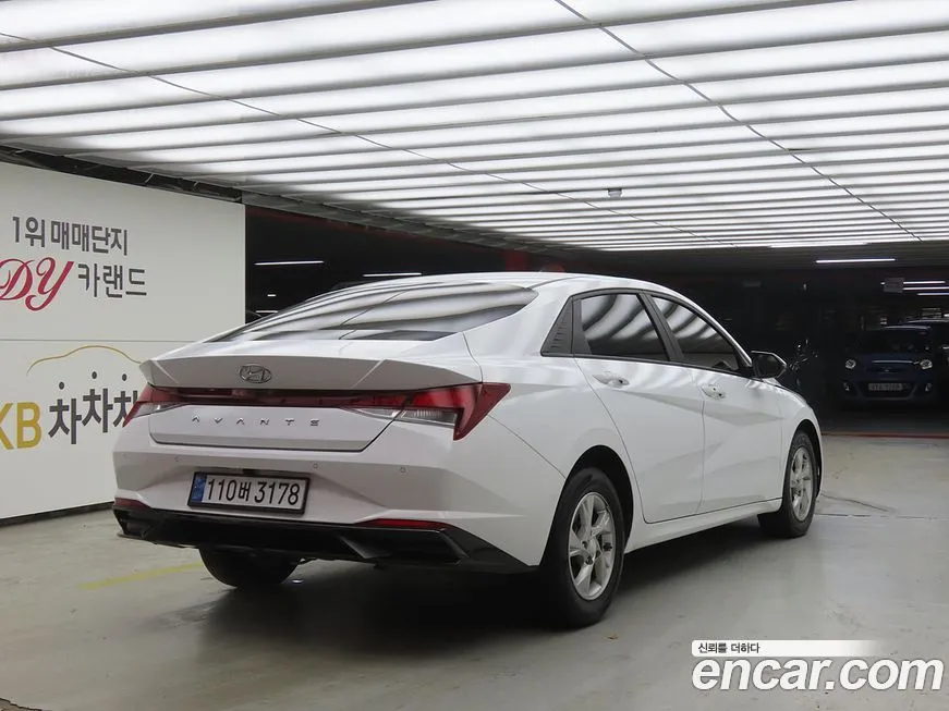Hyundai AVANTE 2023 из KR, фото 4