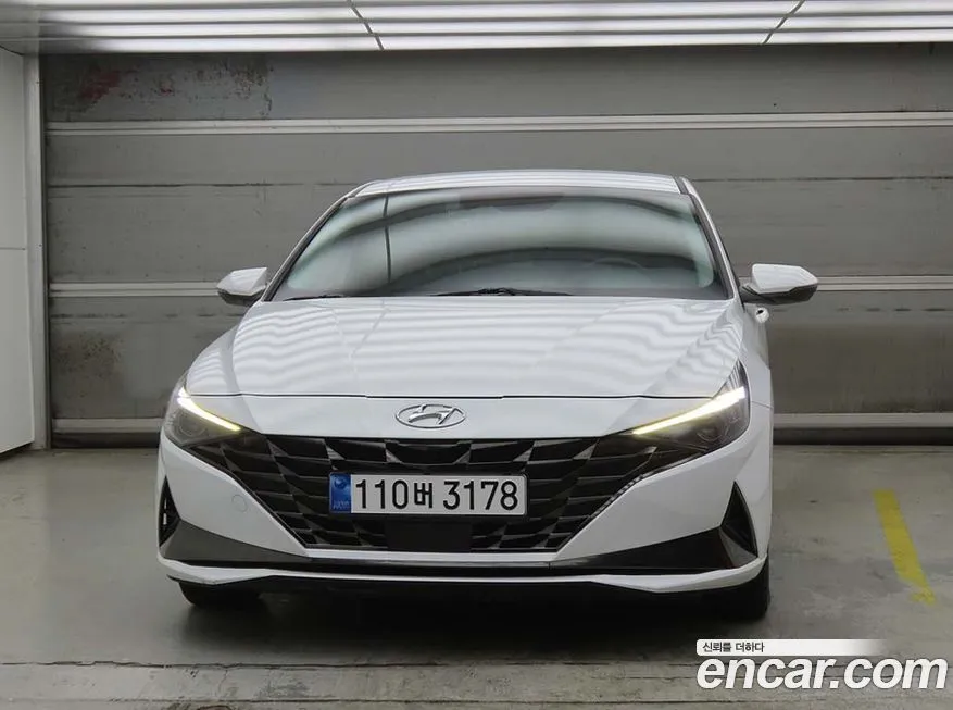 Hyundai AVANTE 2023 из KR, фото 3
