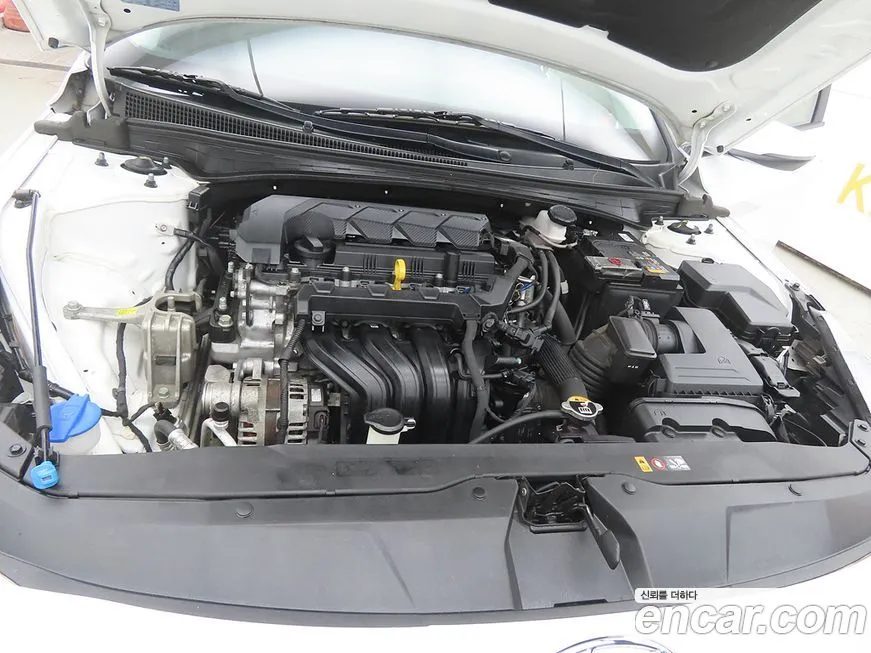 Hyundai AVANTE 2023 из KR, фото 10