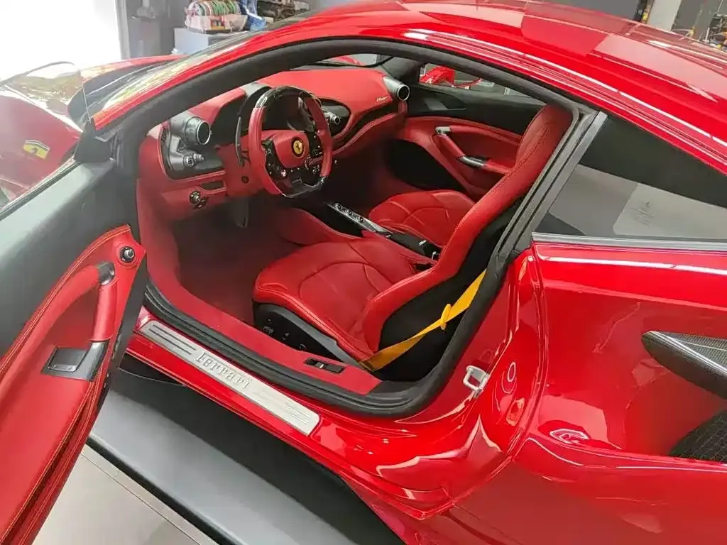 Ferrari F8 — фото 4