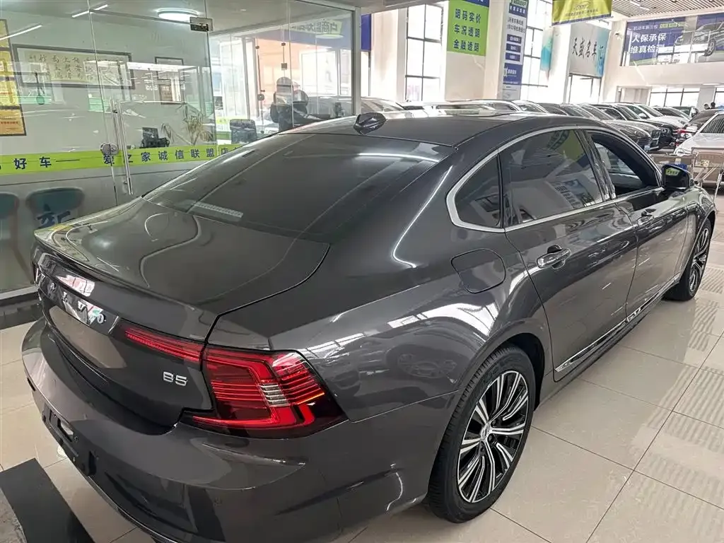 Volvo S90 2021 из CN, фото 1