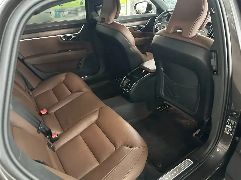 Volvo S90 2021 из CN, фото 3
