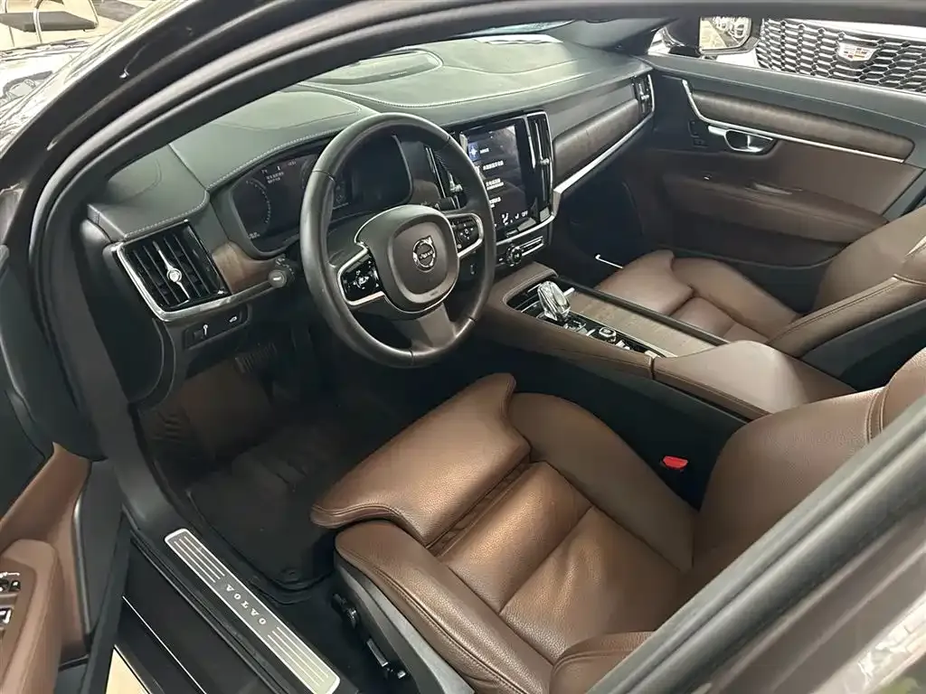 Volvo S90 2021 из CN, фото 5