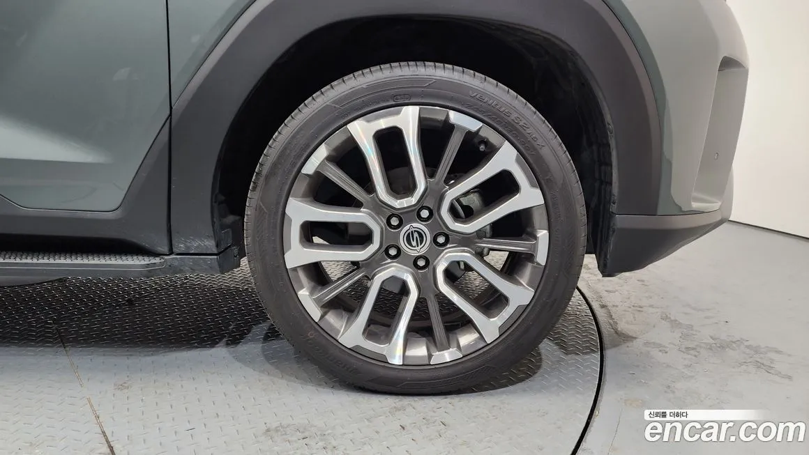 KG Mobility (Ssangyong) Torres — фото 9