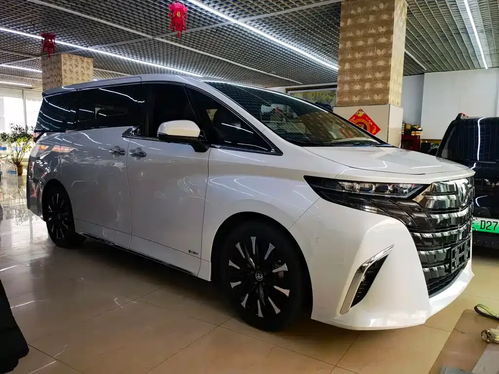 Toyota Alphard 2024 из CN, фото 5