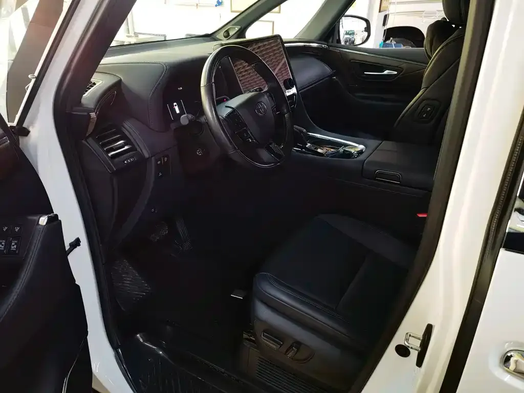 Toyota Alphard 2024 из CN, фото 10