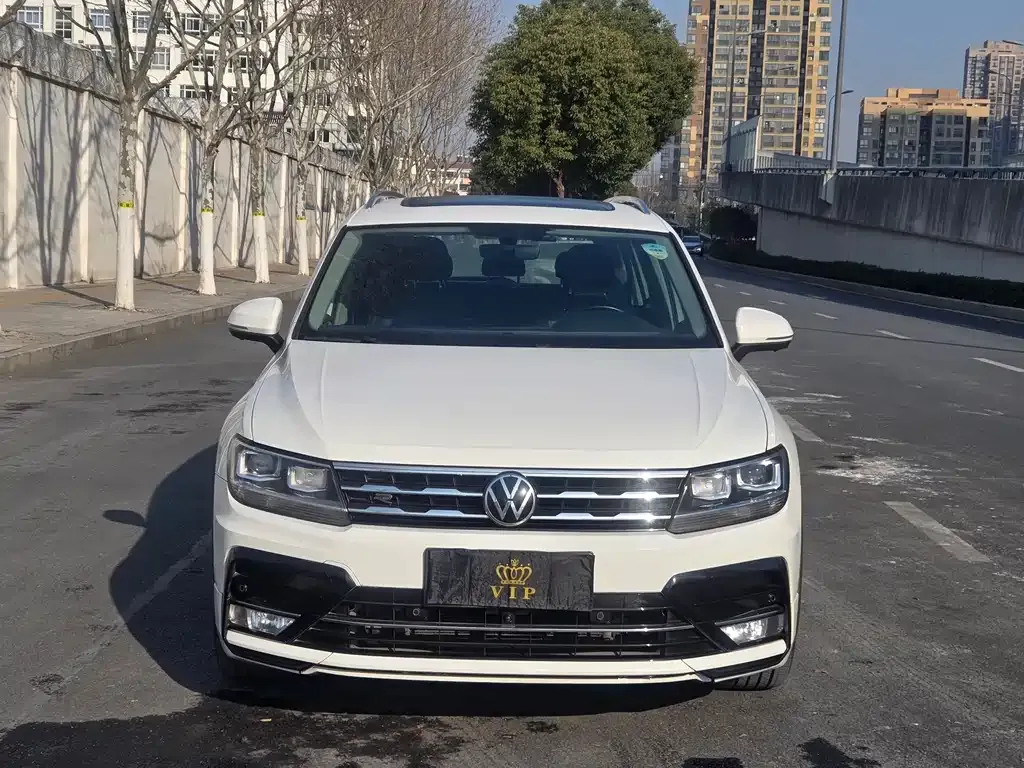 Volkswagen Tiguan L 2021 из CN, фото 8
