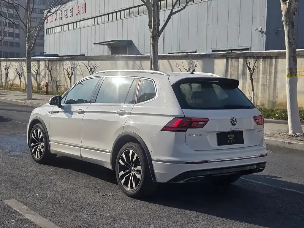 Volkswagen Tiguan L 2021 из CN, фото 7