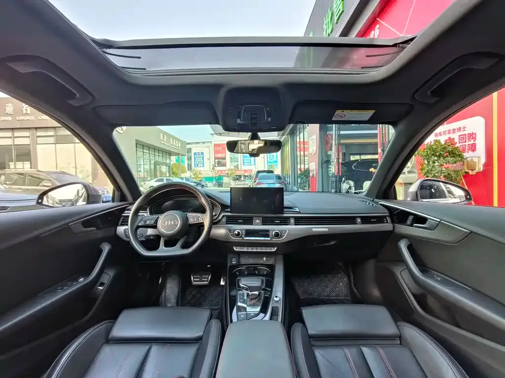 Audi A4L 2023 из CN, фото 3
