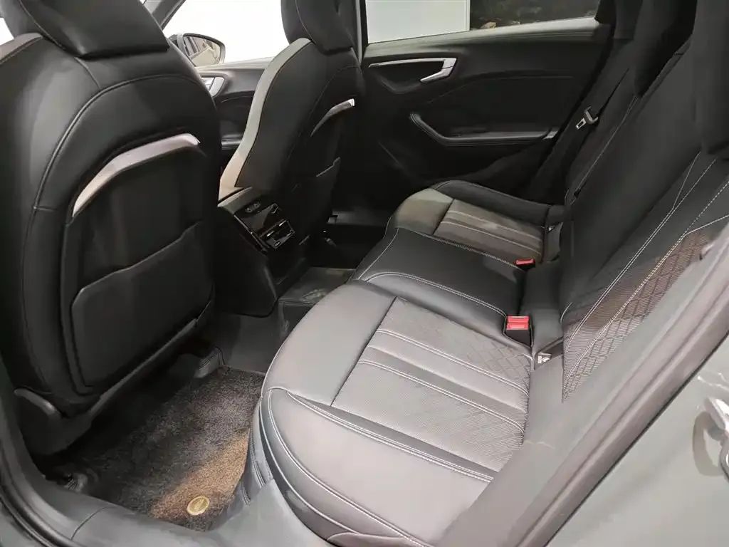 Audi A5L 2025 из CN, фото 2