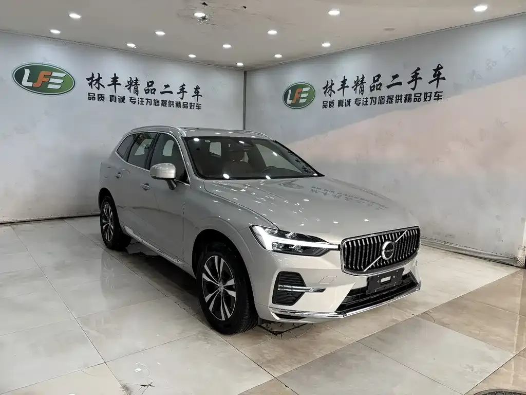 Volvo XC60 2025 из CN, фото 4