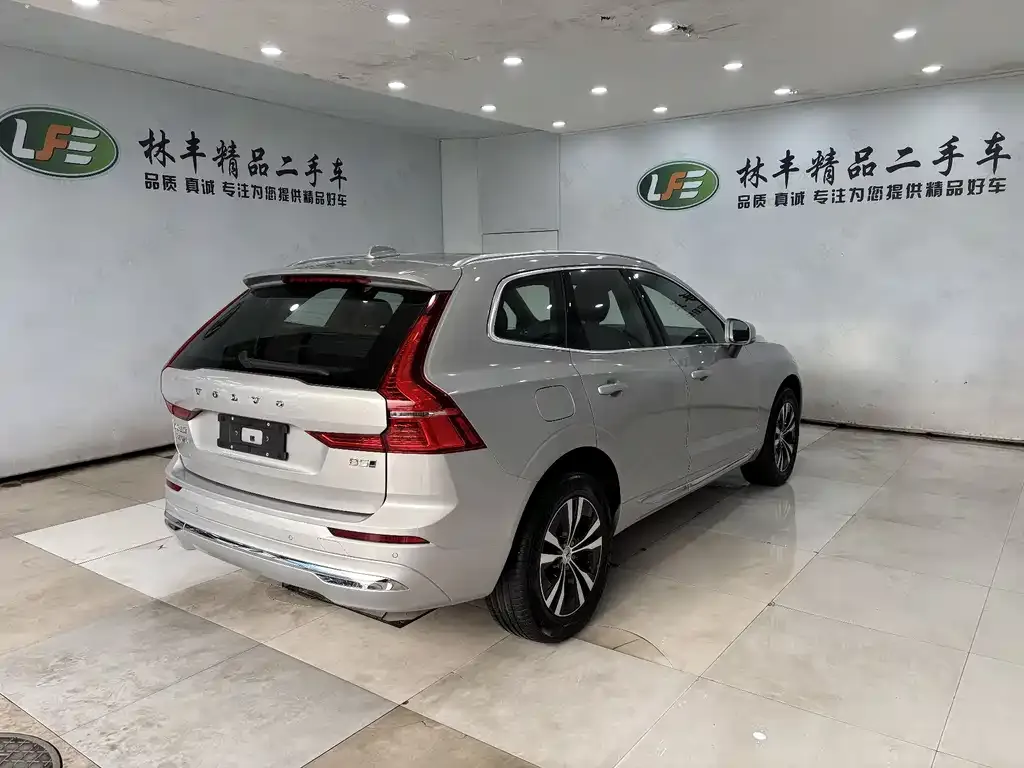 Volvo XC60 2025 из CN, фото 9