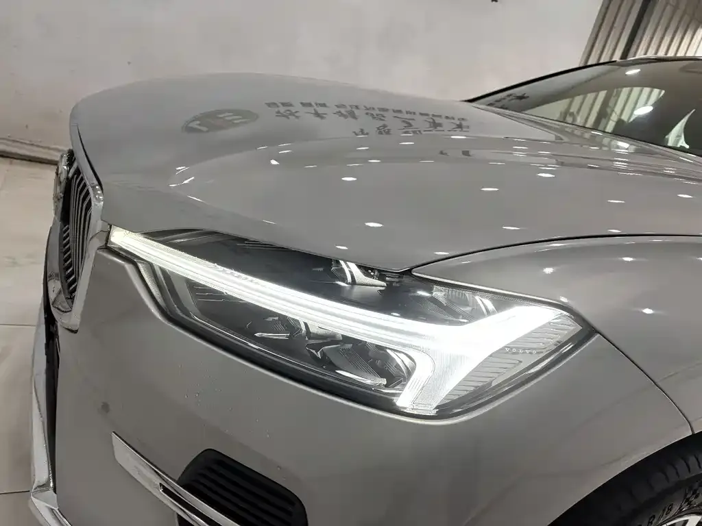 Volvo XC60 2025 из CN, фото 7