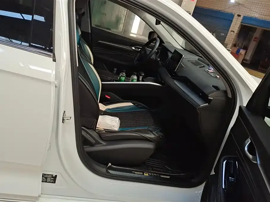 Geely Xingrui 2022 из CN, фото 10