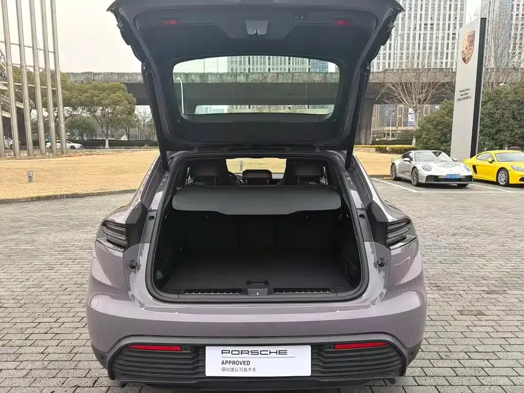 Porsche Macan EV — фото 6