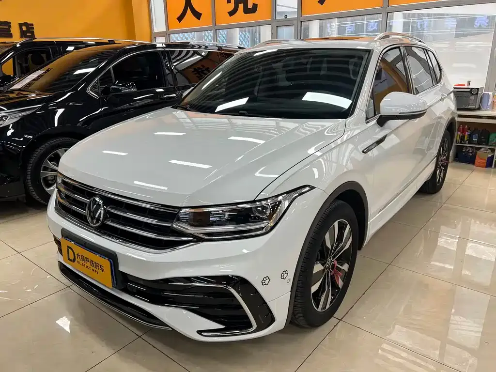 Volkswagen Tiguan L 2023 из CN, фото 1