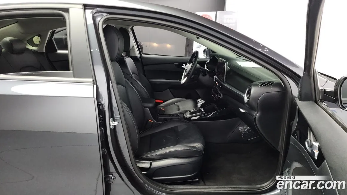Kia K3 2023 из KR, фото 9