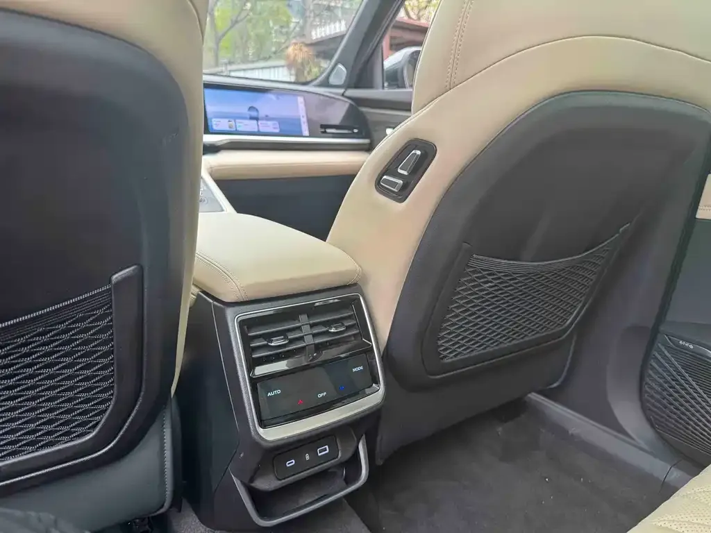 Geely Xingyue L 2025 из CN, фото 8