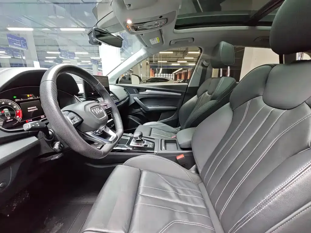 Audi Q5L 2022 из CN, фото 3